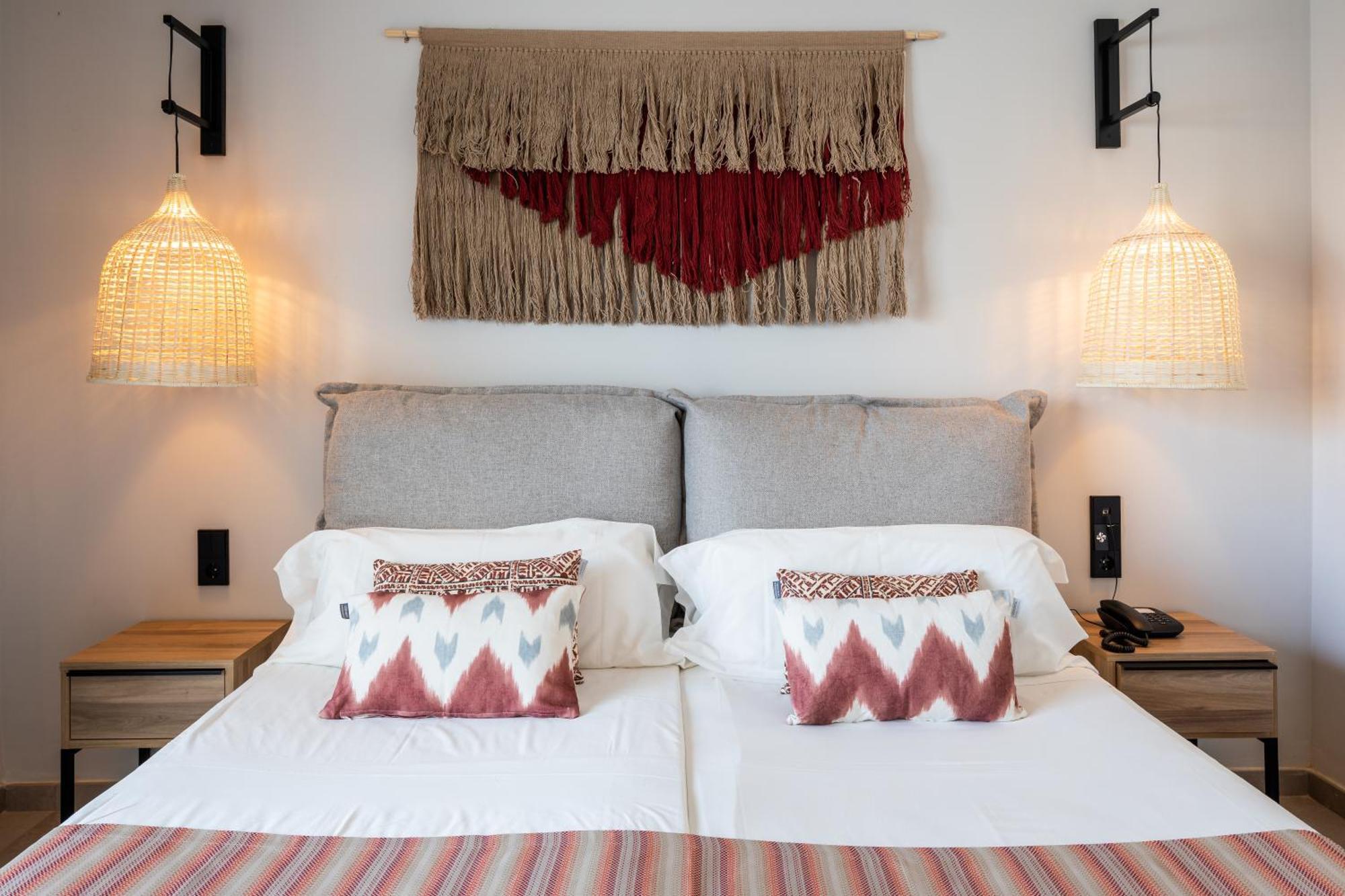 Aparthotel Casita Blanca - Adults Only San Antonio (Ibiza) Exterior foto