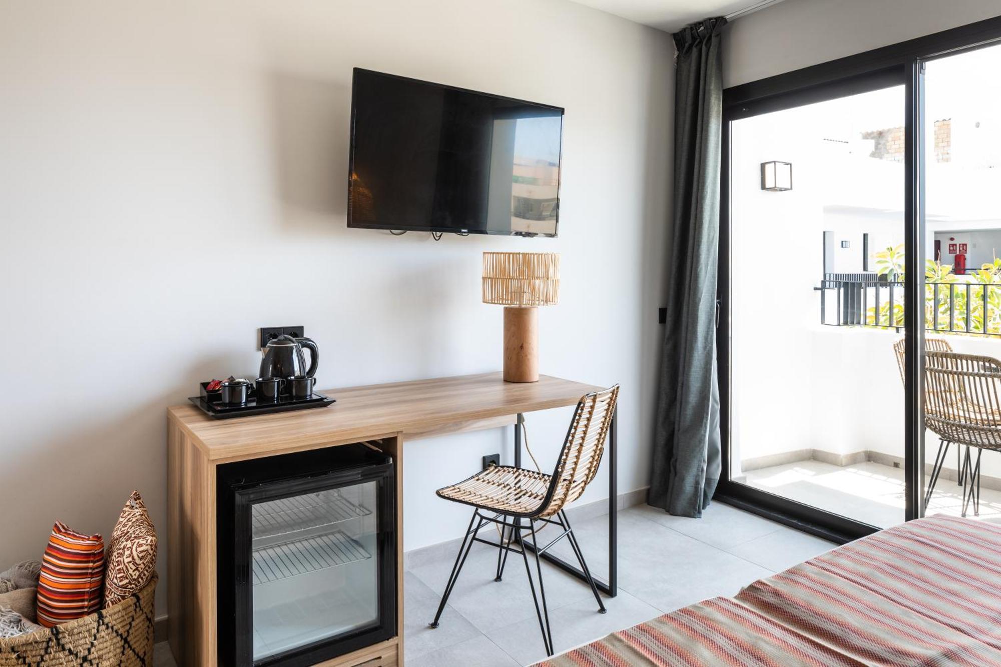 Aparthotel Casita Blanca - Adults Only San Antonio (Ibiza) Exterior foto