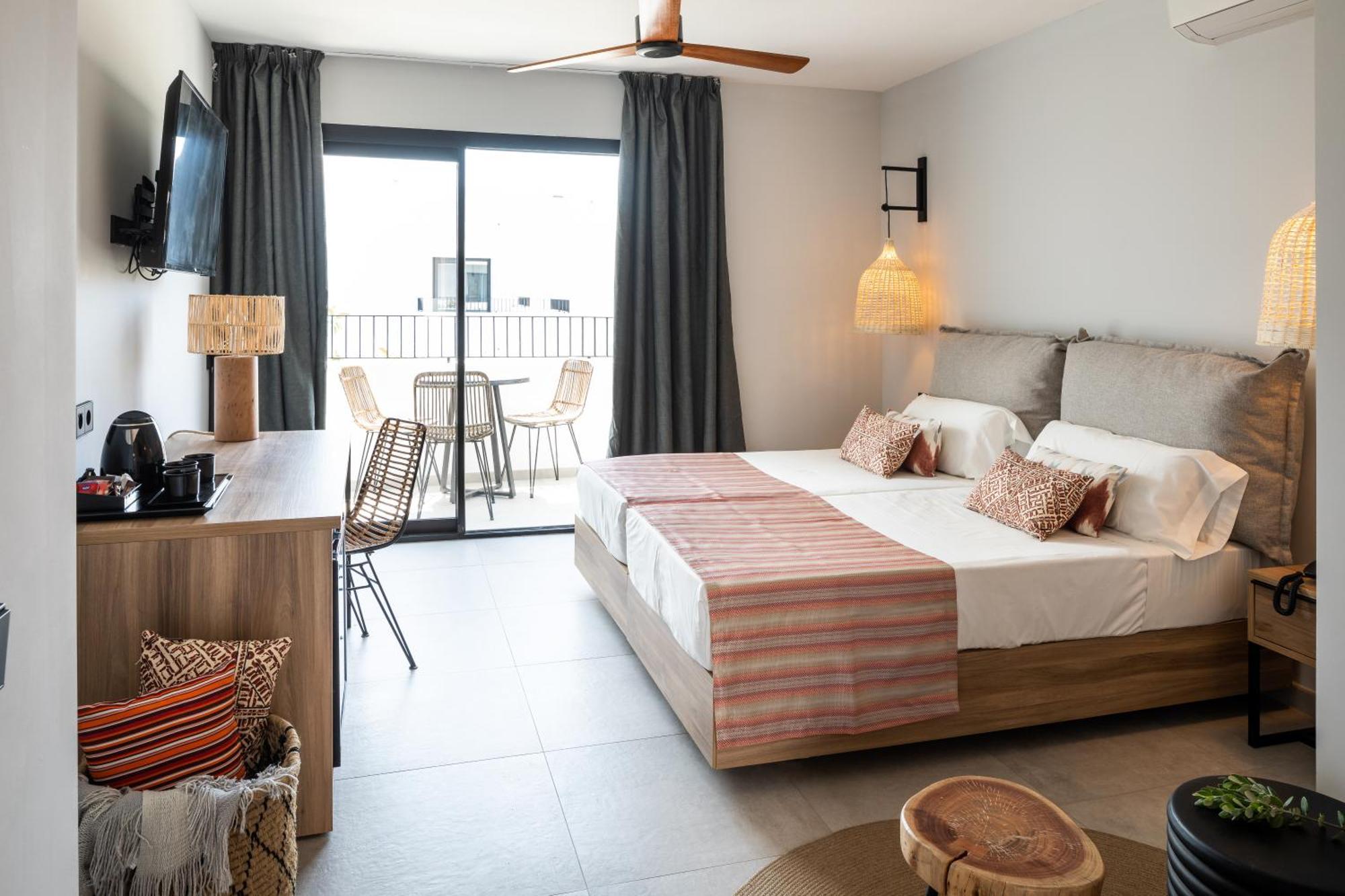 Aparthotel Casita Blanca - Adults Only San Antonio (Ibiza) Exterior foto