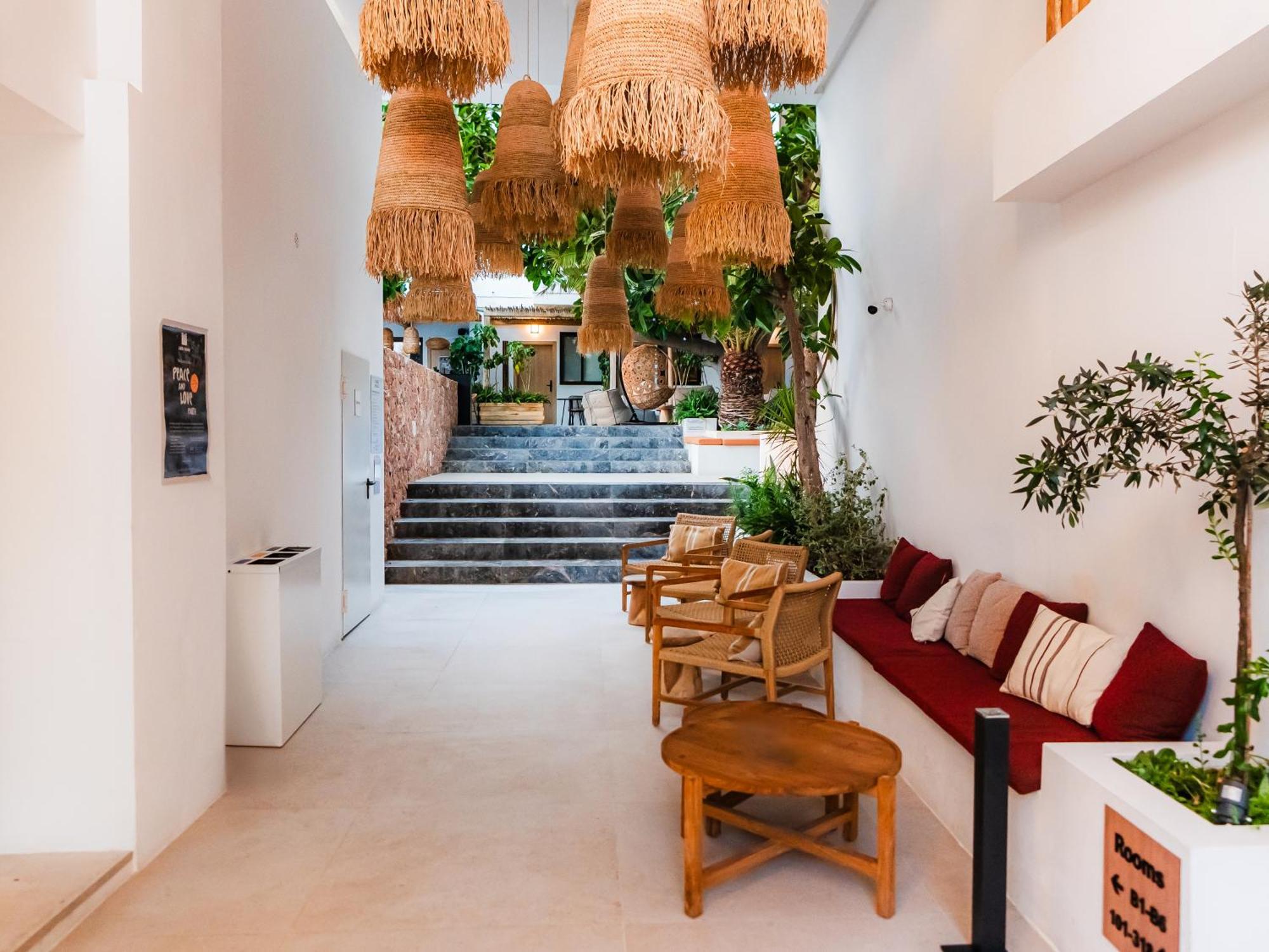 Aparthotel Casita Blanca - Adults Only San Antonio (Ibiza) Exterior foto